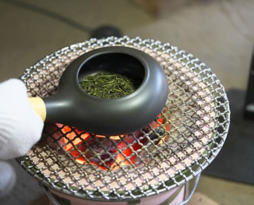 Roasting green tea