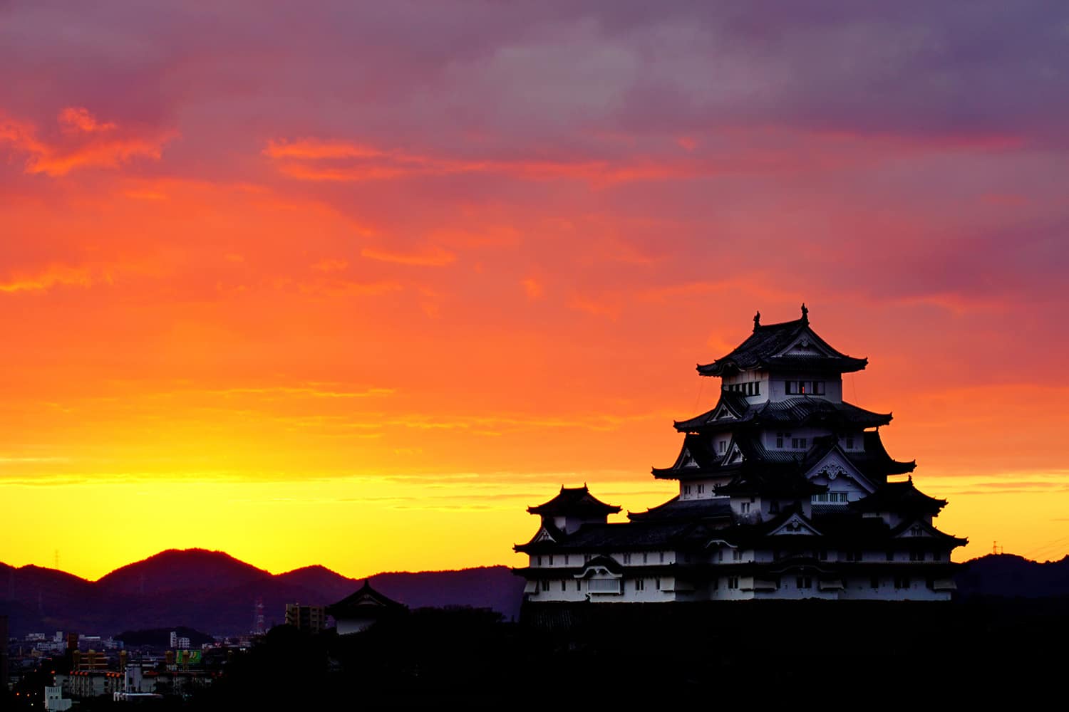 Himeji Castle at sunset